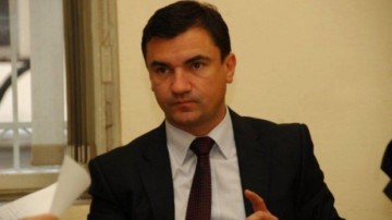 Primarul Mihai Chirică va da în judecată Guvernul, cerând să nu se aplice modificările Codului Fiscal