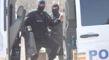 Arestat preventiv după ce a fost prins cu droguri în stațiunea Mamaia