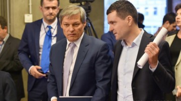 Dacian Cioloș și Nicușor Dan, în dezacord asupra desemnării candidatului unic al USR-PLUS