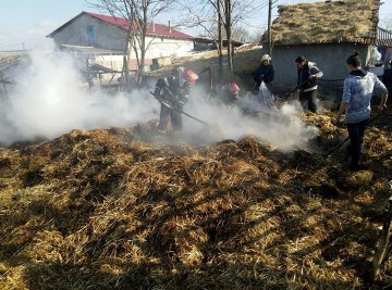 Platforme pentru depozitarea gunoiului de grajd în şase comune