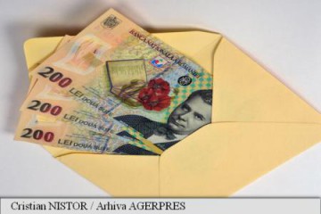Restanțele firmelor și cele ale populației la bănci au scăzut cu peste 18%, în iulie