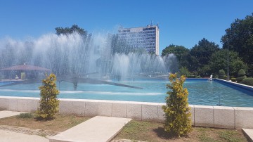 Fântâna arteziană din zona Gării este din nou funcţională!