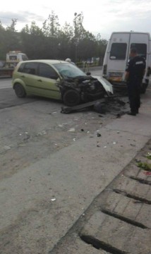 Accident rutier la Cernavodă: un autoturism a lovit un microbuz