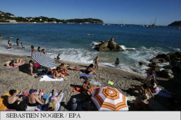 Franța a rămas principala destinație turistică mondială și în 2016