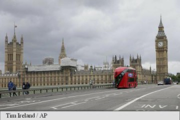 Marea Britanie ar putea interzice vânzările de mașini pe benzină și motorină din 2040