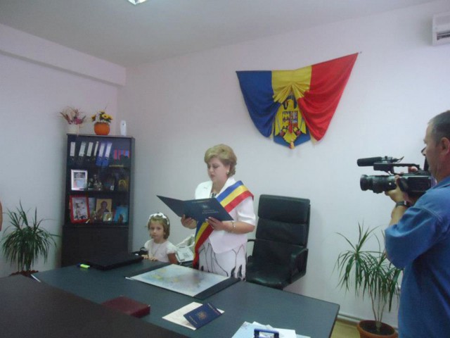 Încep lucrările la proiectul de extindere a reţelei de apă la Grădina