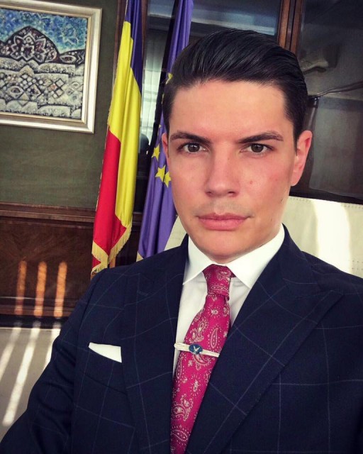 Decizie radicală a unui membru al guvernului lui Mihai Tudose: Şi-a ascuns postările de pe facebook