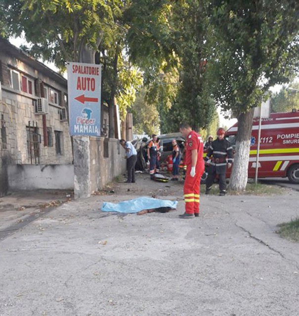 IMAGINI CUMPLITE în Mamaia! Un tânăr din Cernavodă a făcut ZOB o femeie