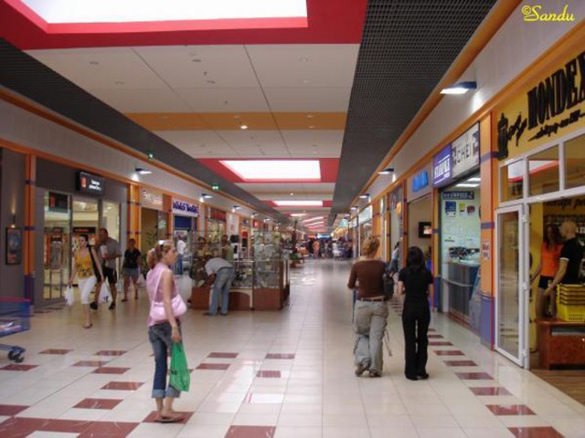 Furturi din centre comerciale, la Constanța!