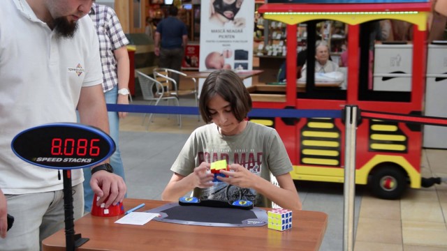 Constanța Cube Days - cel mai mare concurs de cub Rubik de la malul mării