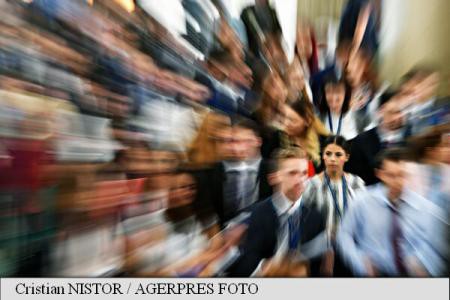Creșterea costului de trai și evoluția economiei, principalele îngrijorări ale românilor, în 2017