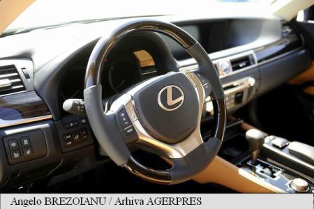 Vânzările de automobile marca Lexus au scăzut pentru prima dată în ultimii șase ani