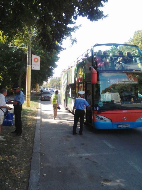 RATC suspendă circulaţia autobuzelor supraetajate