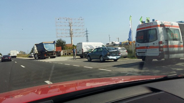 Accident rutier pe DN3! Doi copii s-au speriat