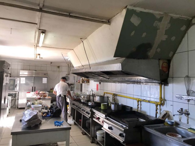 DEZASTRU la Restaurantul Rustic din Constanţa! Iată ce a găsit OPC!