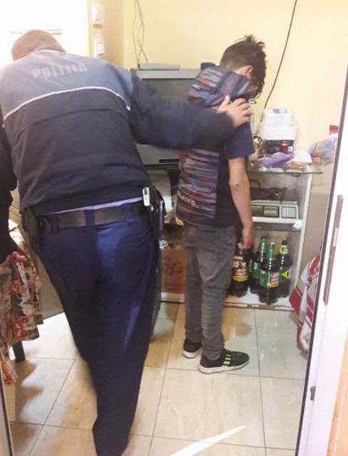 Minor, trimis în judecată pentru înşelăciune! Se află în arest