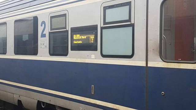 CFR: Reduceri la bilete şi abonamente pentru elevi