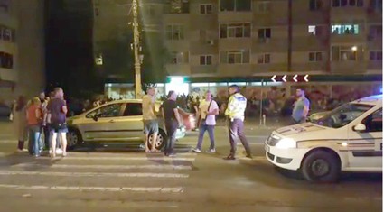 Scandalagiii de pe Soveja, replici dure: „Străzile sunt pline de românce care se vând pe 2 lei! Sunteţi ruşinea ţării voastre de 1 leu”
