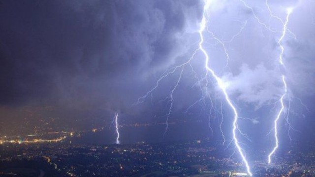 România se pregățește pentru furtuni devastatoare