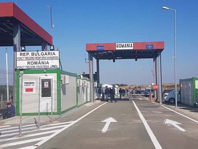 Poliția de Frontieră cumpără echipamente de comunicații de la un militar al Serviciului de Radiocomunicații