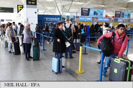 Ryanair: Alți 400.000 de pasageri vor fi afectați de anularea zborurilor