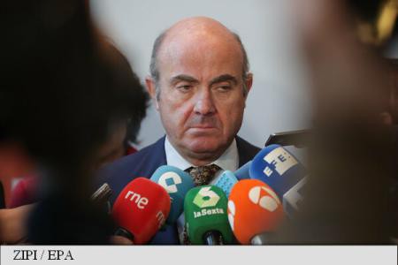 Clienții băncilor catalane asigurați că depozitele lor sunt în siguranță