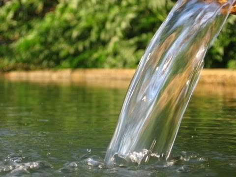 Ministerul Economiei repune în dezbatere proiectul privind Legea resurselor hidrominerale. Amenzile pentru încălcarea legii ajung la 50.000 lei