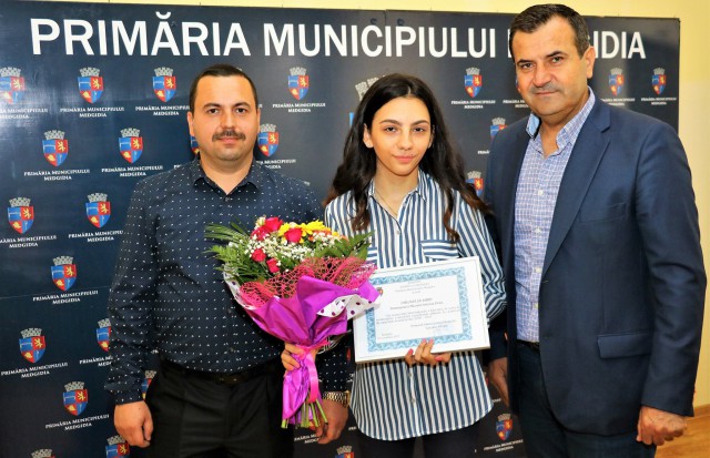 Excelența, premiată prima dată la Medgidia, cu ocazia Zilei Internaționale a Educației