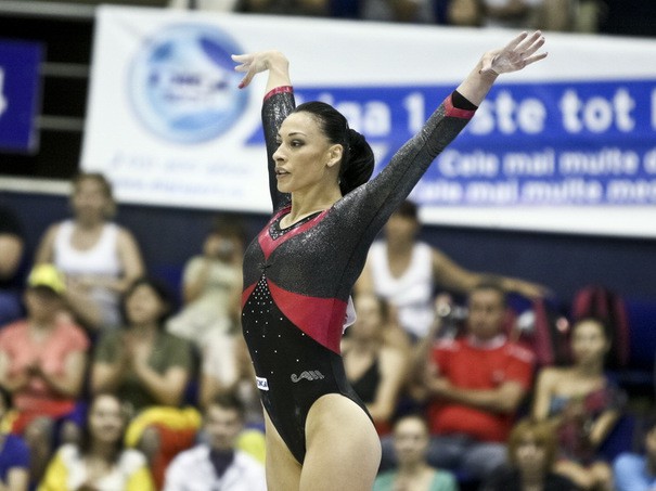 Cătălina Ponor se va căsători cu regizorul Bogdan Jianu. Fosta campioană olimpică la gimnastică a făcut anunțul pe Instagram