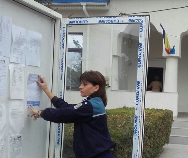 Poliţiştii, de vorbă cu locuitorii din Pantelimon!