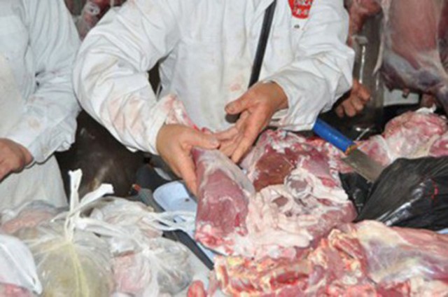 DSV Constanța: tone de produse alimentare confiscate și distruse