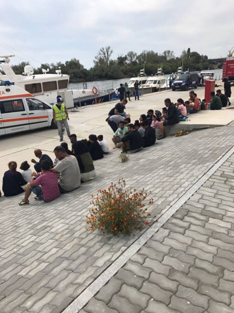 Migranţii irakieni cazaţi în Satul de Vacanţă au cerut azil politic în ţara noastră