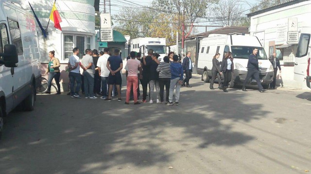 Din nou la închisoare. O hoață a scăpat un an de pușcărie, după ce a născut!