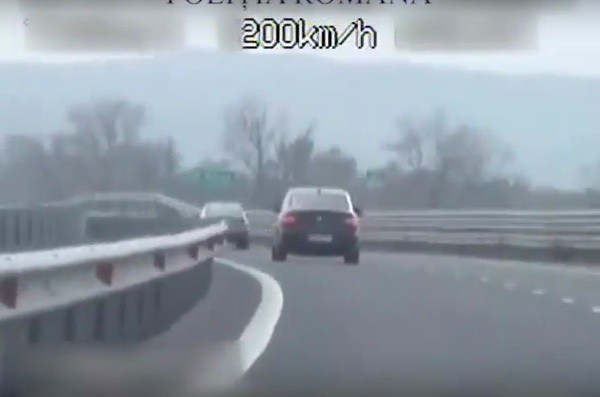 Şoferi depistaţi cu viteze excesive pe A2!