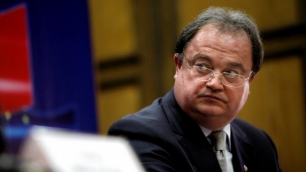Vasile Blaga a fost achitat în dosarul finanţării campaniei electorale a PDL. Decizia nu este definitivă