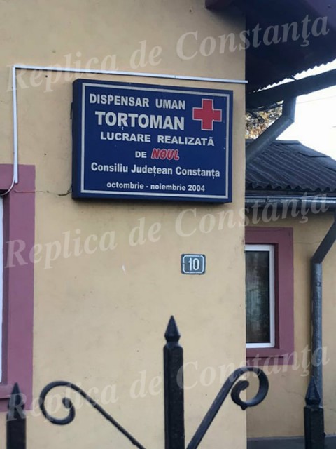 Câtă grandomanie! De-ale PSD-ului: plăcuţă cu mesajul „dispensar renovat de NOUL Consiliu Judeţean”