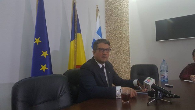 Consilierii locali municipali, convocaţi în şedinţă