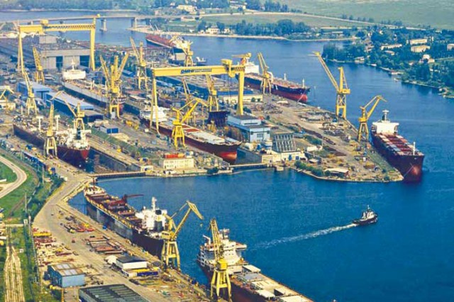 Primarul Cristian Radu cere Guvernului soluționarea urgentă a situației de la Șantierul Naval Mangalia