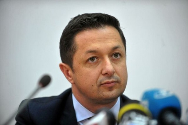 Federaţia Tinerilor din Constanţa cere demisia ministrului Marius Dunca