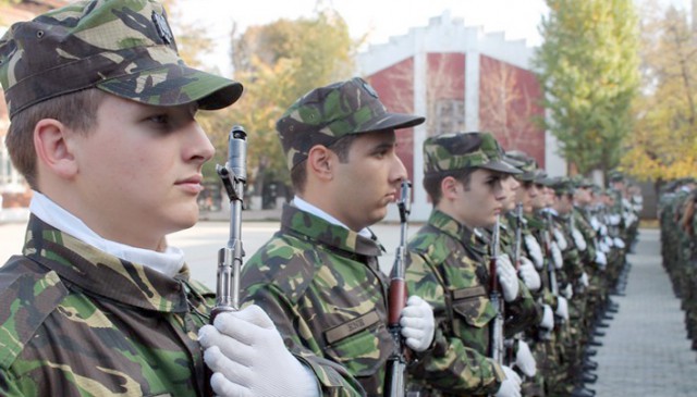 Militari răniţi în teatrele de operaţii, avansaţi în grad