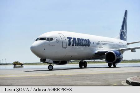 Pasagerii zborului Amsterdam-București vor fi despăgubiți, iar șeful reprezentanței TAROM din Amsterdam demis