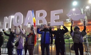 Incident la mitingul din Piaţa Victoriei. Ce a păţit Mălin Bot