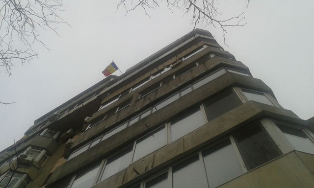 TRICOLORUL, arborat astăzi la balcoanele constănțenilor