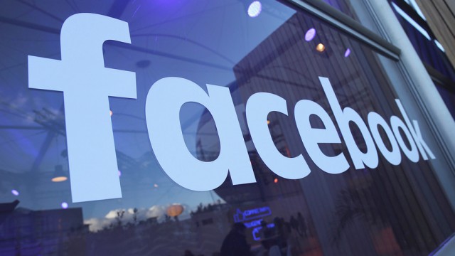 Facebook va contabiliza veniturile din publicitate
