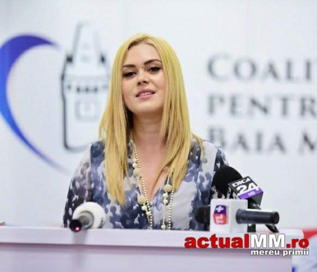 Primăria Constanţa, o afacere bună pentru o sexy politiciană din Baia Mare
