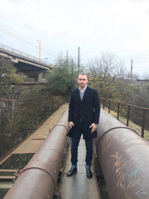 Surpriză! Liberalul Costin Avătavului, numit director general al Neptun Olimp SA