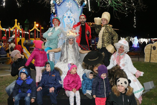 Constănțenii se pot bucura de atelierele de creație de la Tărâmul Magic al Crăciunului