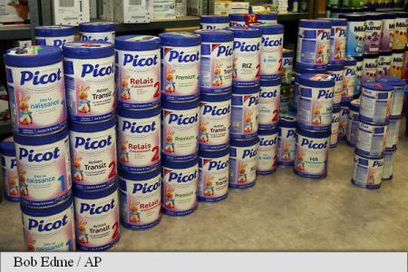 În România nu a fost distribuit laptele praf pentru bebeluși Lactalis, din Franța, contaminat cu Salmonella