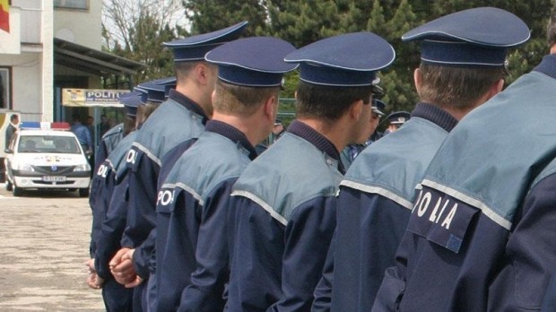 Circa 20 de mașini verificate pe raza Secției 1 Poliție și zeci de persoane legitimate