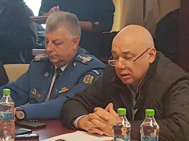 Constantin Dancu anunţă controale la sânge în pieţe, înaintea Crăciunului. Sunt vizaţi şi vânzătorii de brazi!